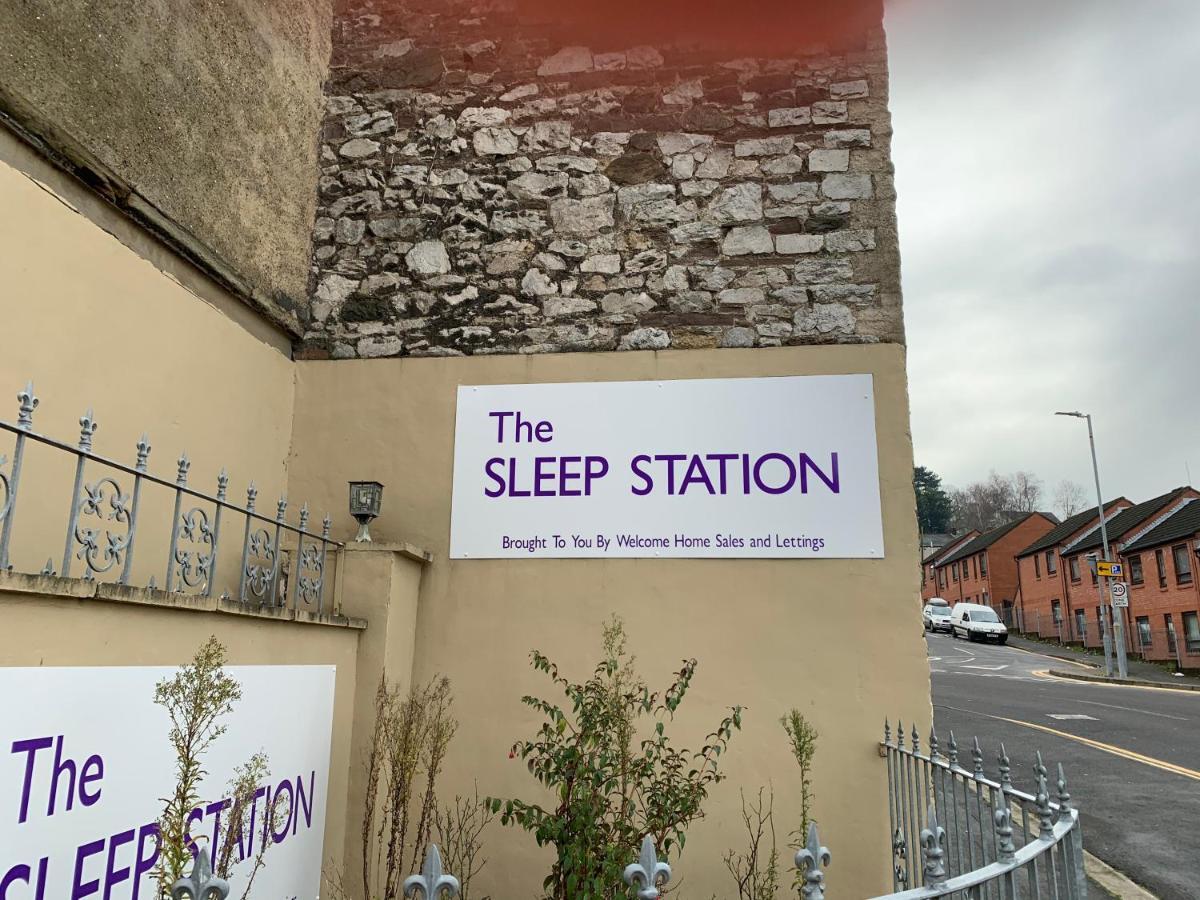 The Sleep Station Newport 호텔 외부 사진
