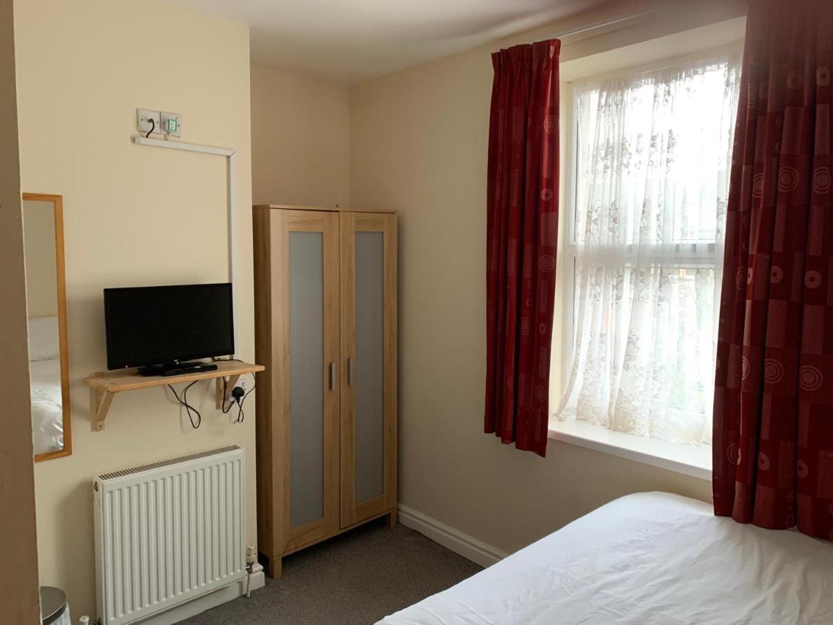 The Sleep Station Newport 호텔 외부 사진